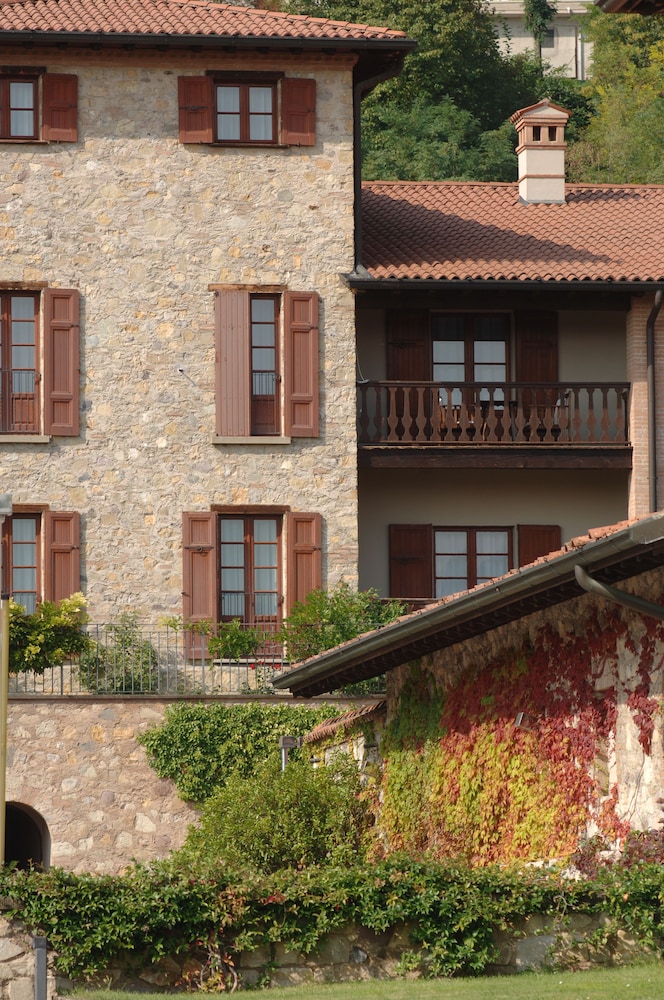 Relaisfranciacorta 4/73