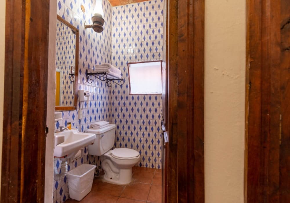 Hosteria Del Frayle 26/69