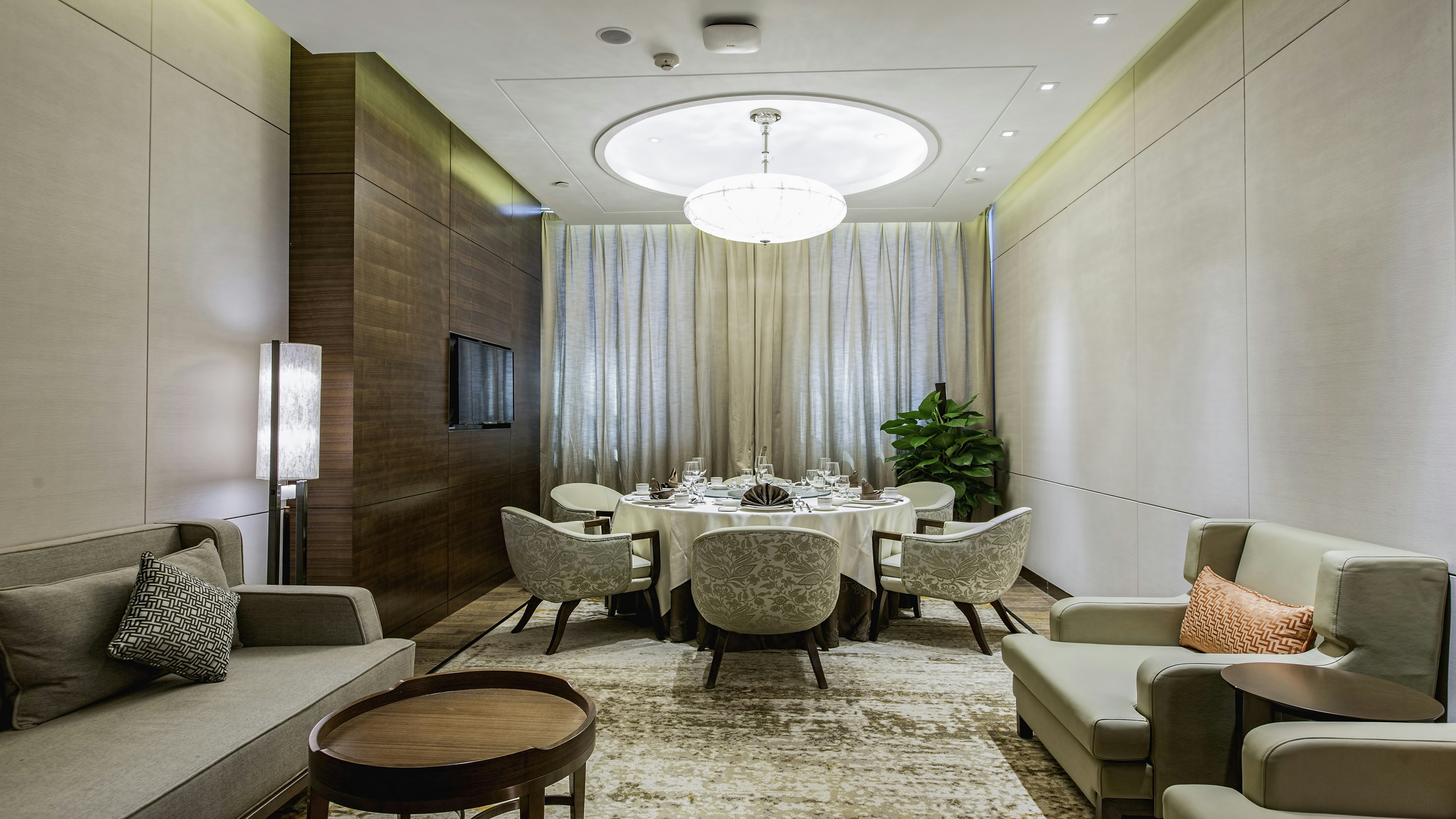 Holiday Inn Baoji Central 30/50