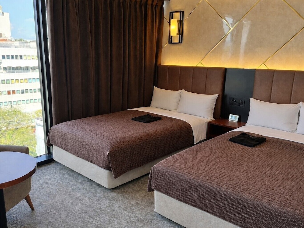PLACE Hotel Ascot 22/61