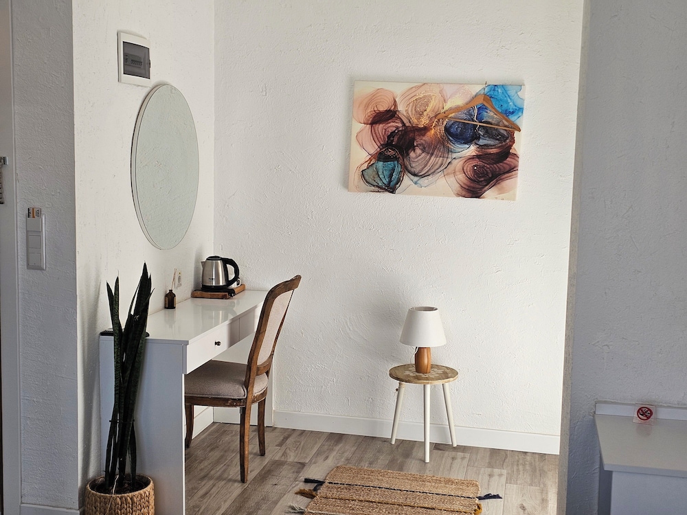 Kugu Urla Otel 4/50
