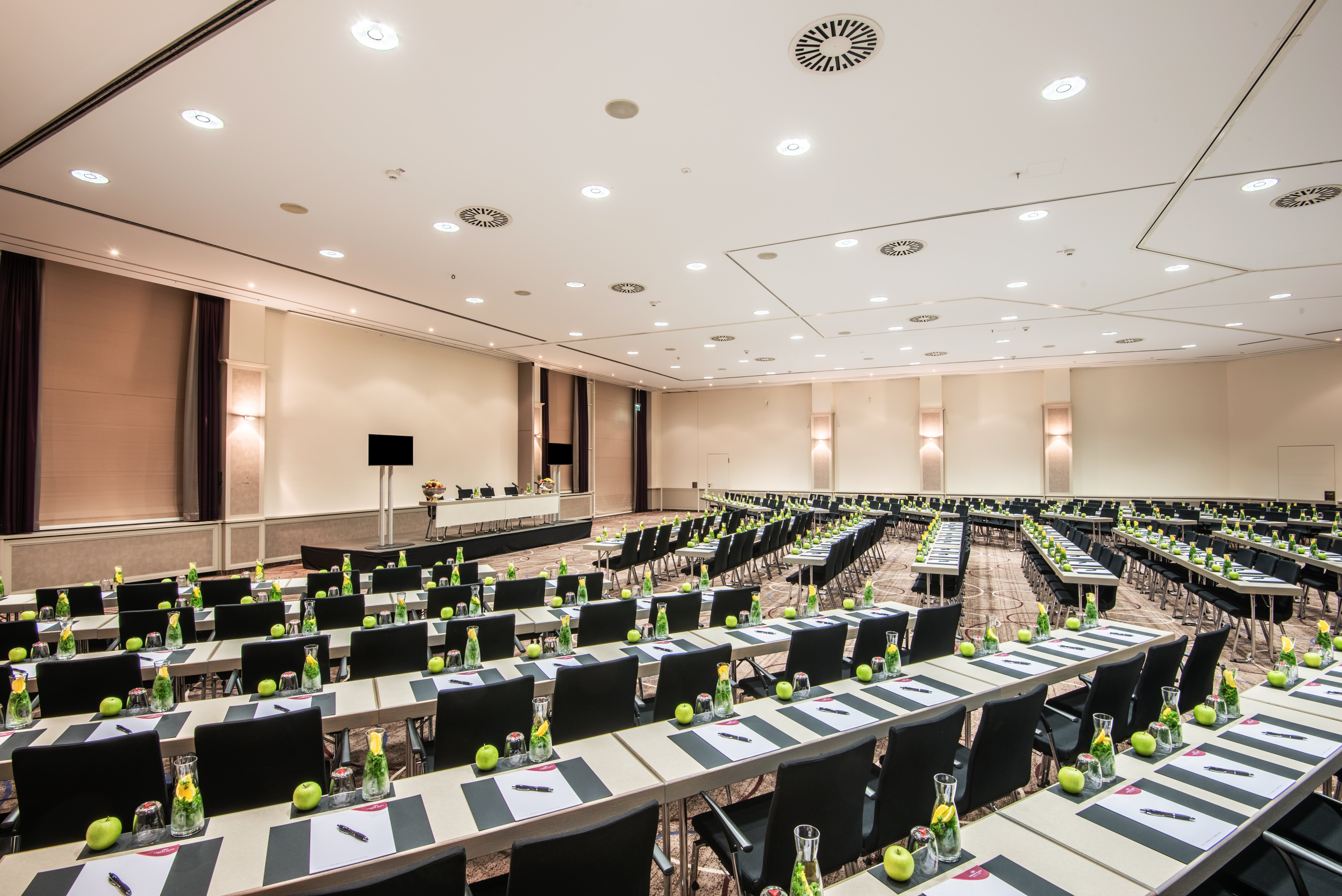 Crowne Plaza Berlin City Centre Ku damm 77/81
