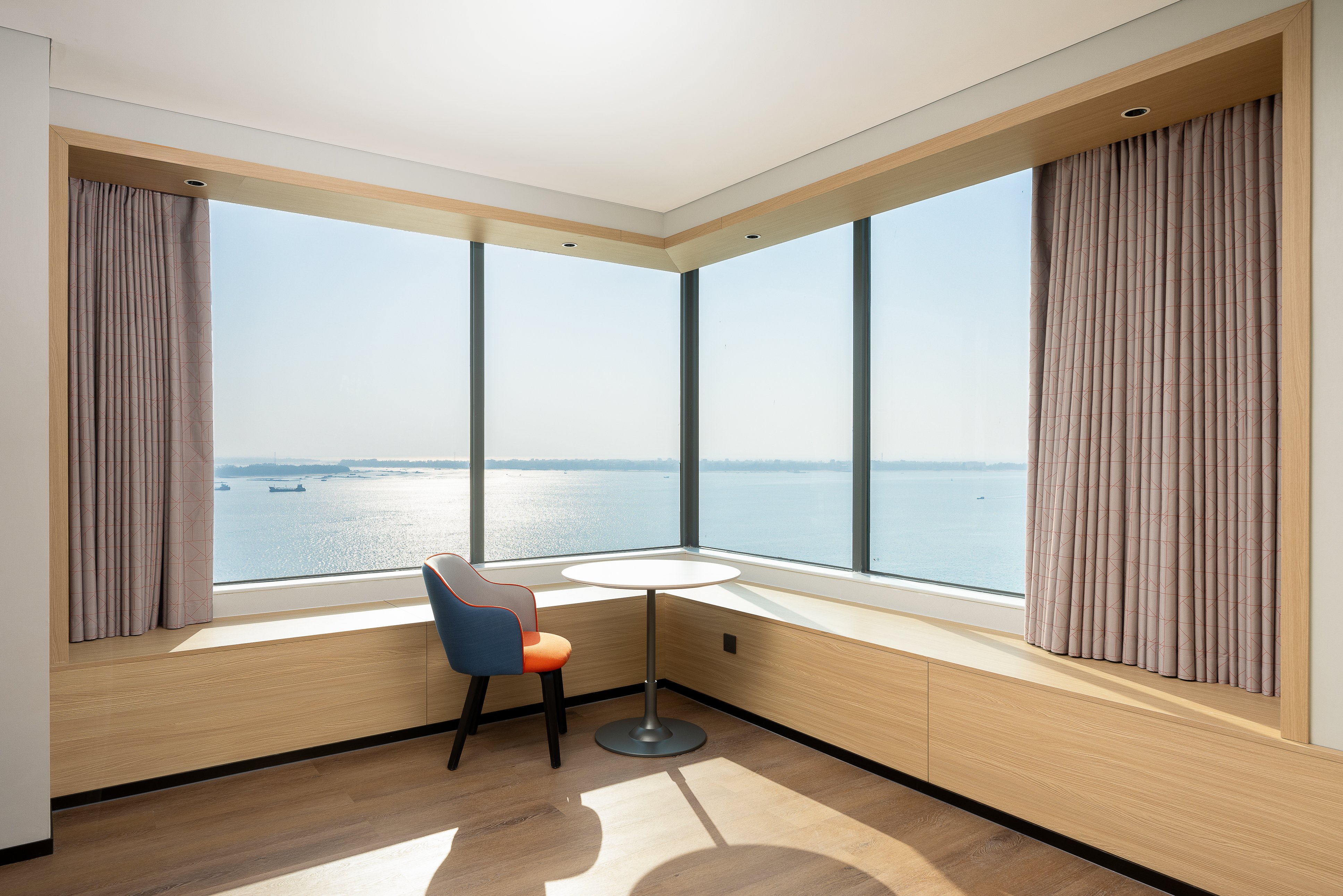 Holiday Inn Express Zhanjiang Coast 17/41