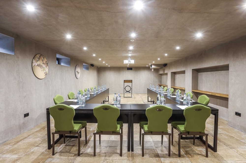 Iota Hotel Tbilisi 54/64