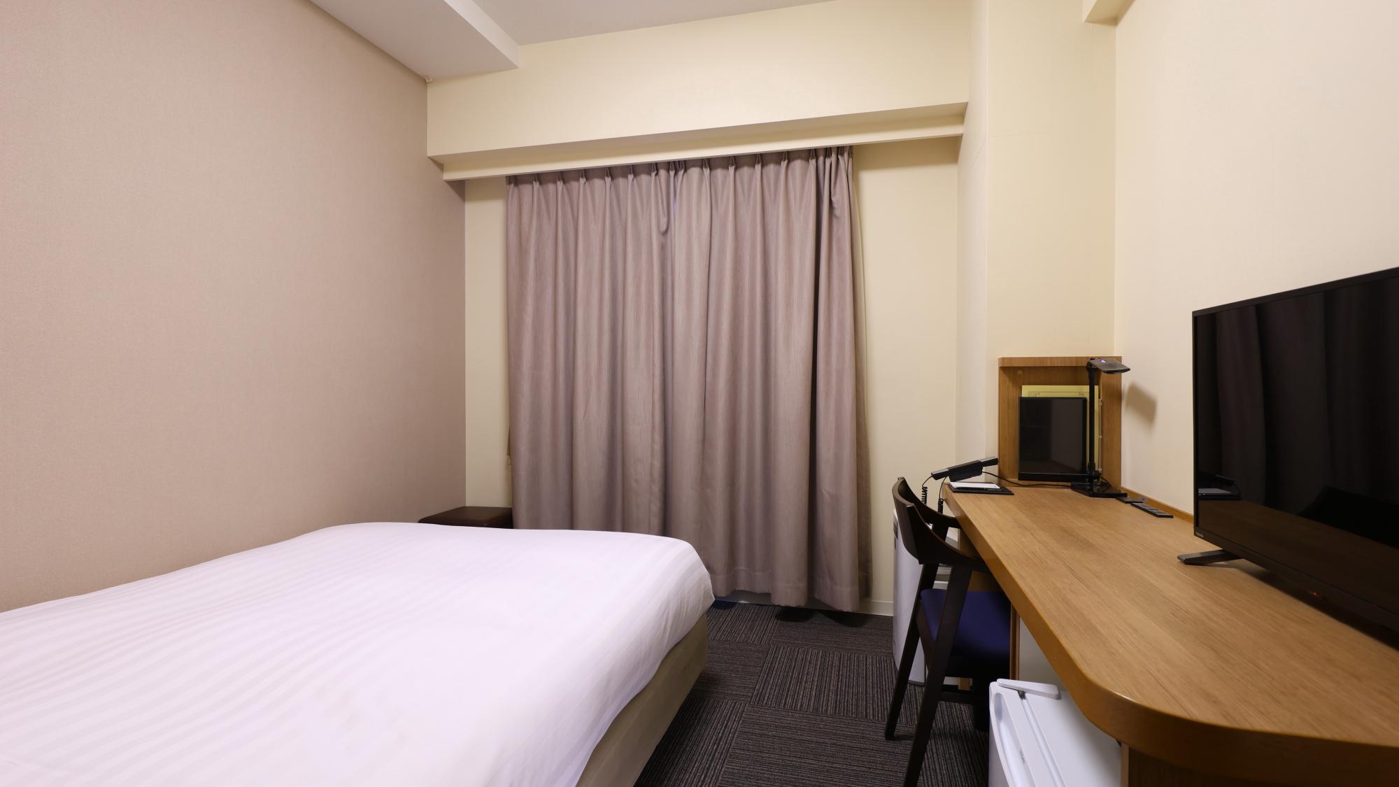 Semi Room, Standard, Semi Double Bed, Smoking