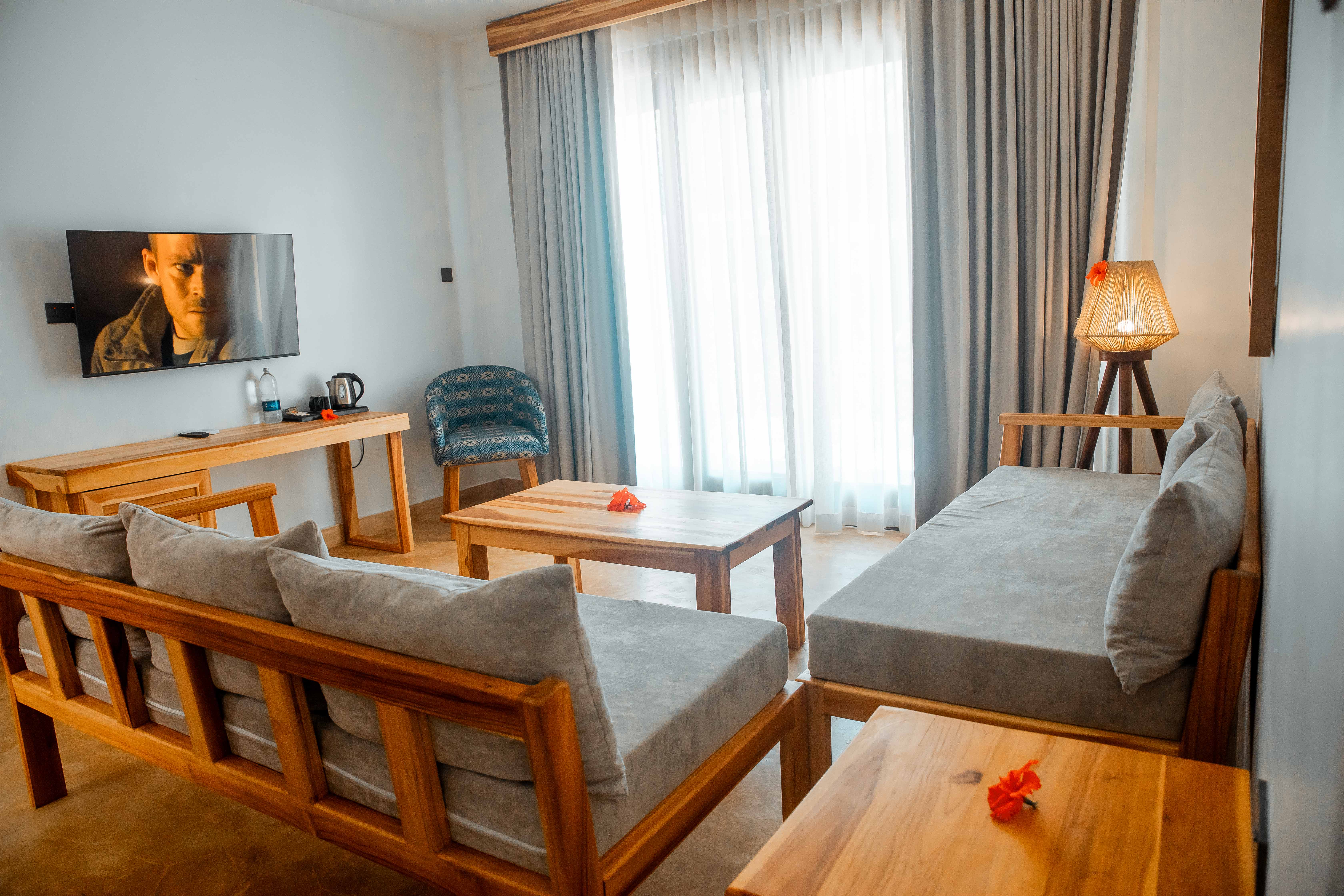 SBH Monica Zanzibar 34/57