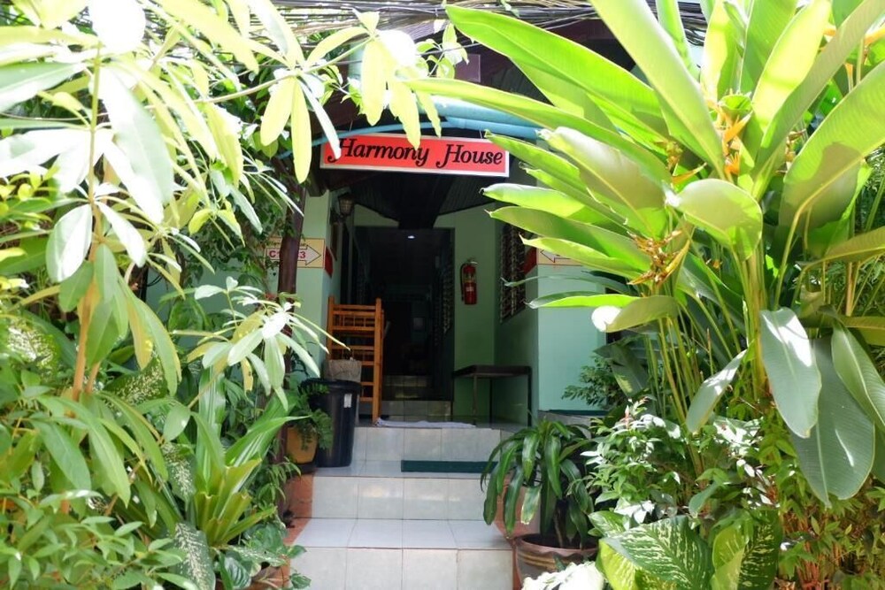 Harmony House 5/50