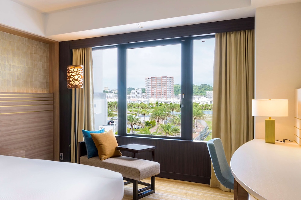 DoubleTree by Hilton Okinawa Chatan Resort 45/73