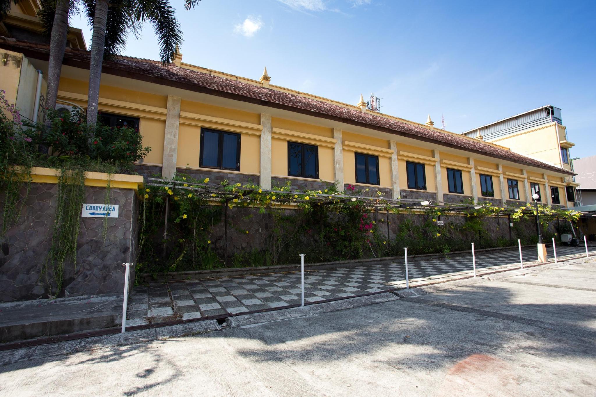 The Star Hill Hotel 25/28