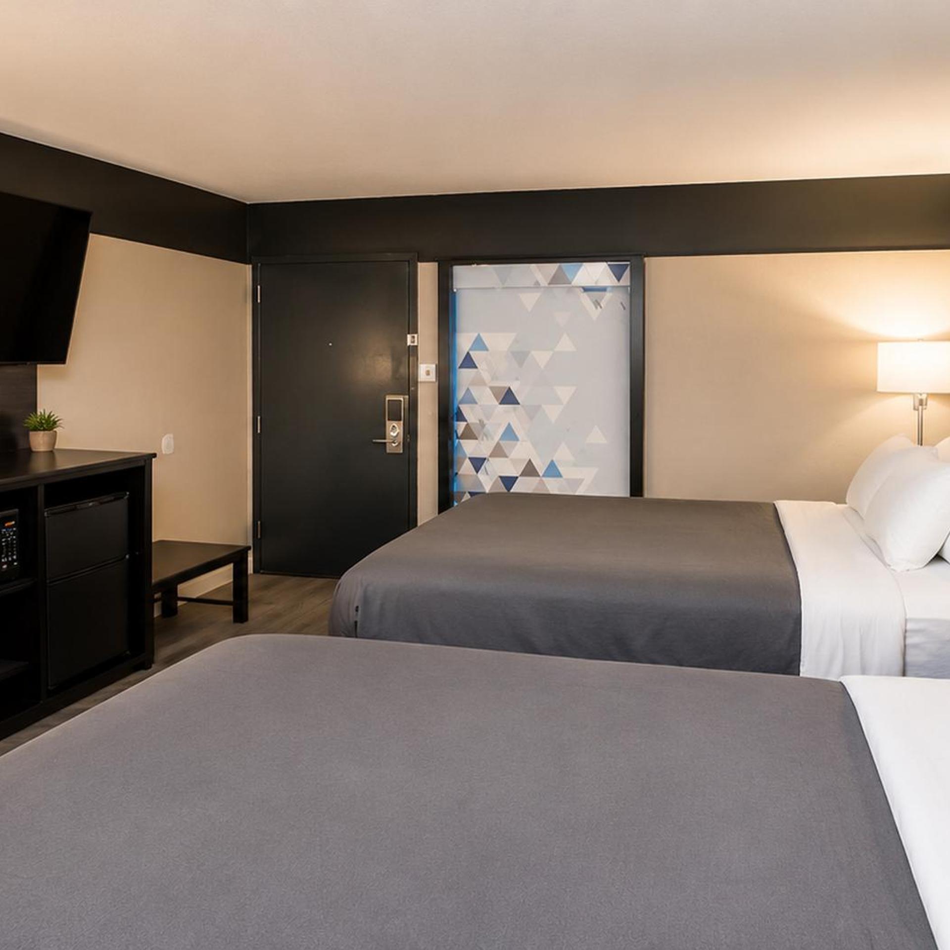 Lx Hotel, SureStay Collection by Best Western 21/48