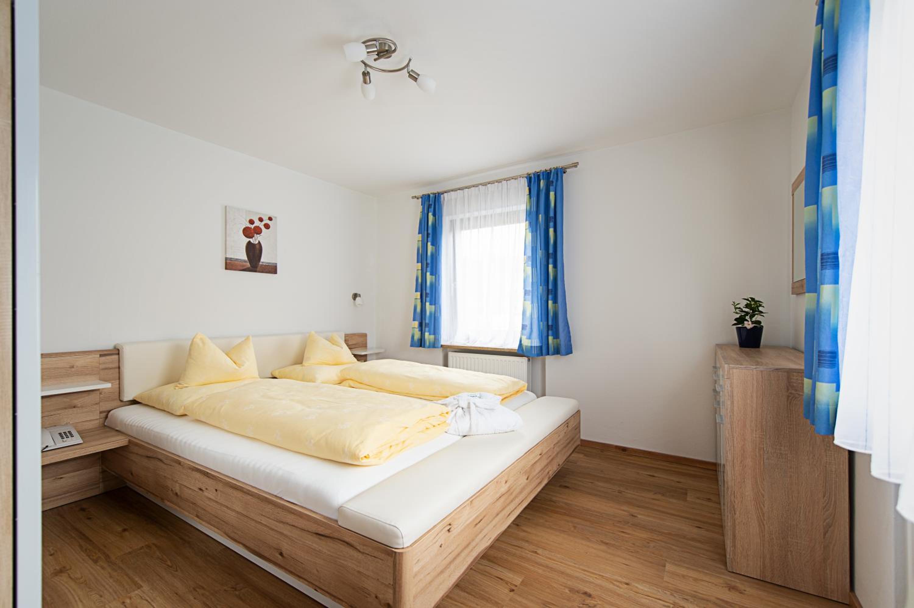 Standard, Double Bed