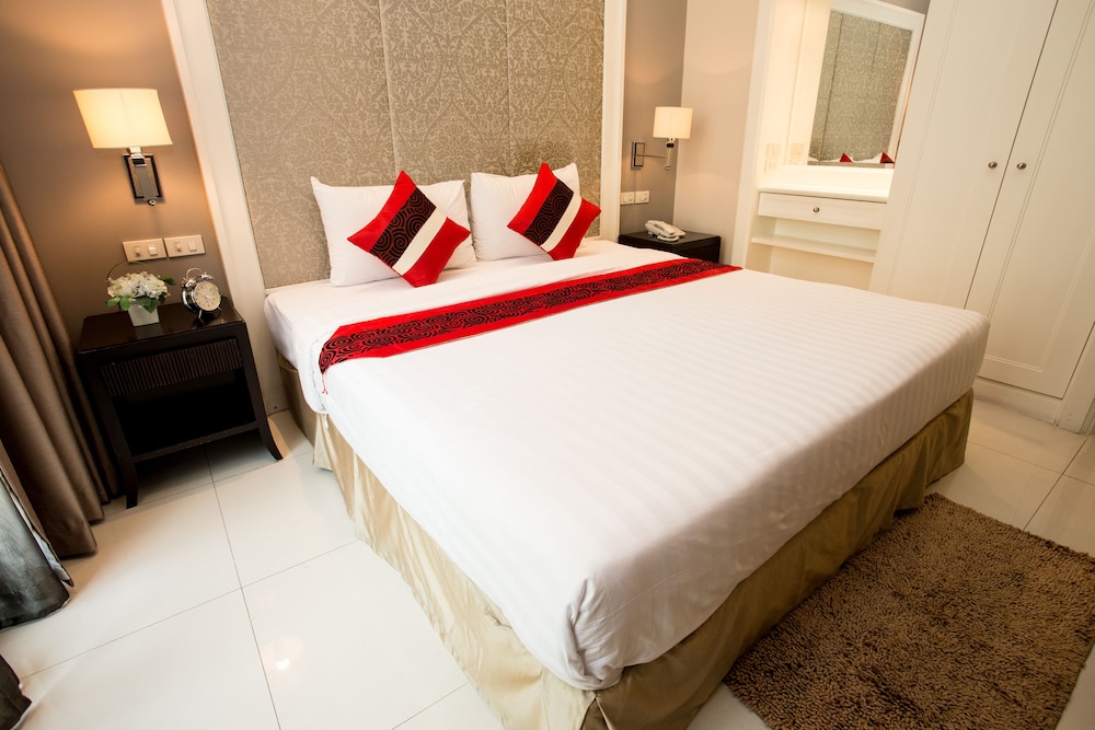 Hope Land Hotel 46 1 9/47