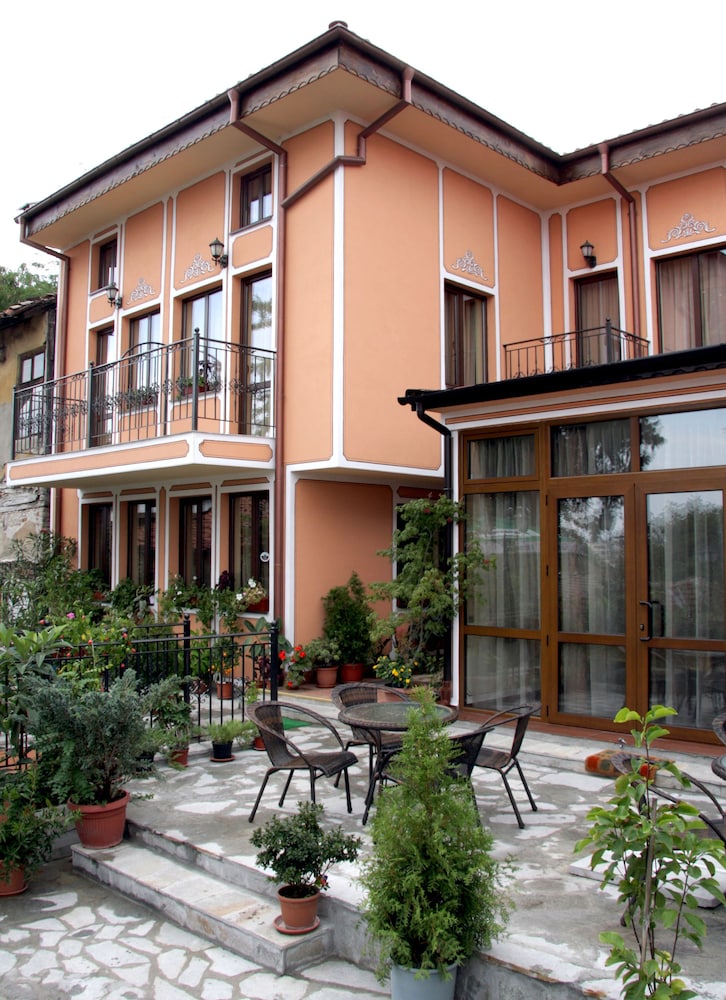 Alafrangite Hotel 1/33