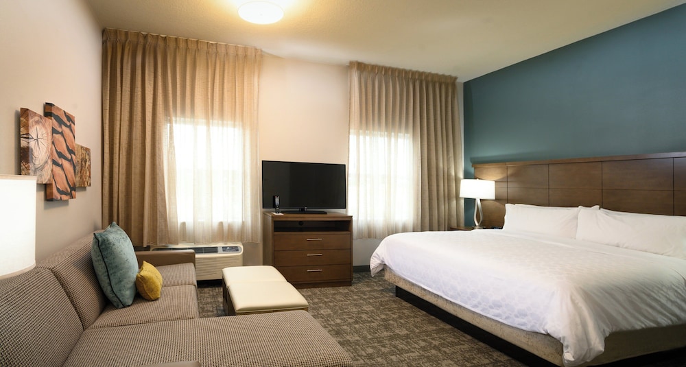 Staybridge Suites Vero Beach, an IHG Hotel 18/76