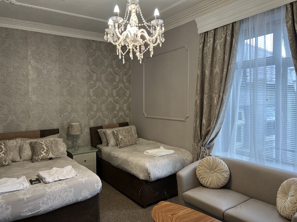 Tanes Hotel 44/61