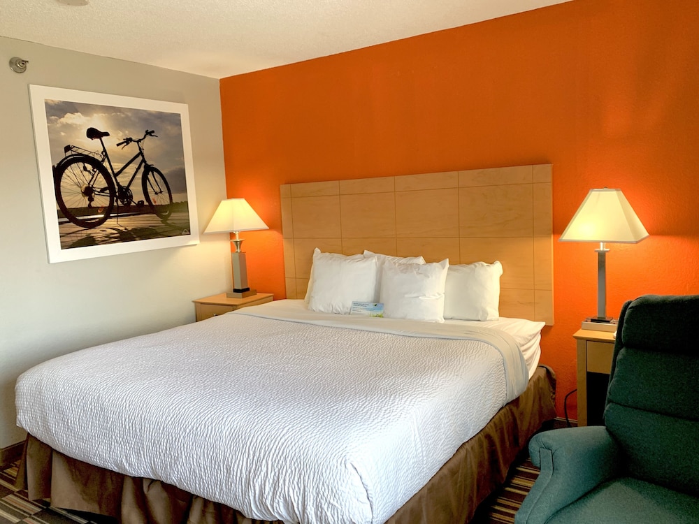 Days Inn by Wyndham Sturtevant / Racine / Mount Pleasant 45/78