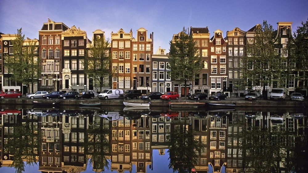 Hotel Canal View 31/32