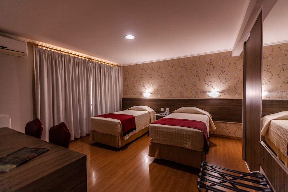 Foz Plaza Hotel 40/76