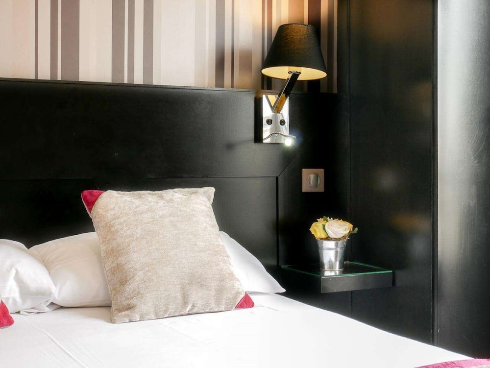 HOTEL BONSEJOUR MONTMARTRE 46/59