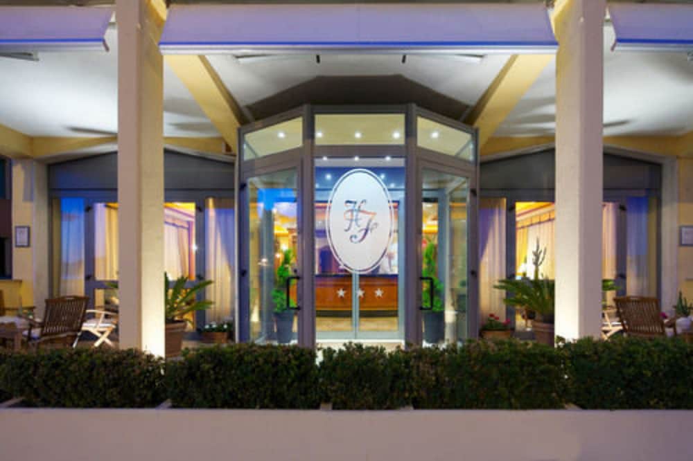 Hotel Florida Lerici 9/64
