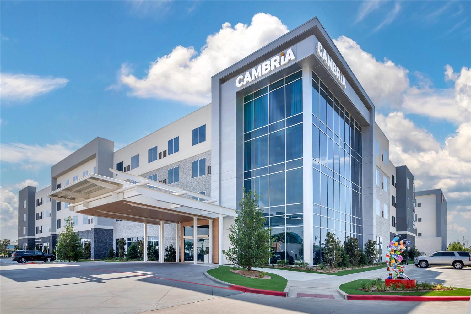 Cambria Hotel Waco University Riverfront 29/35