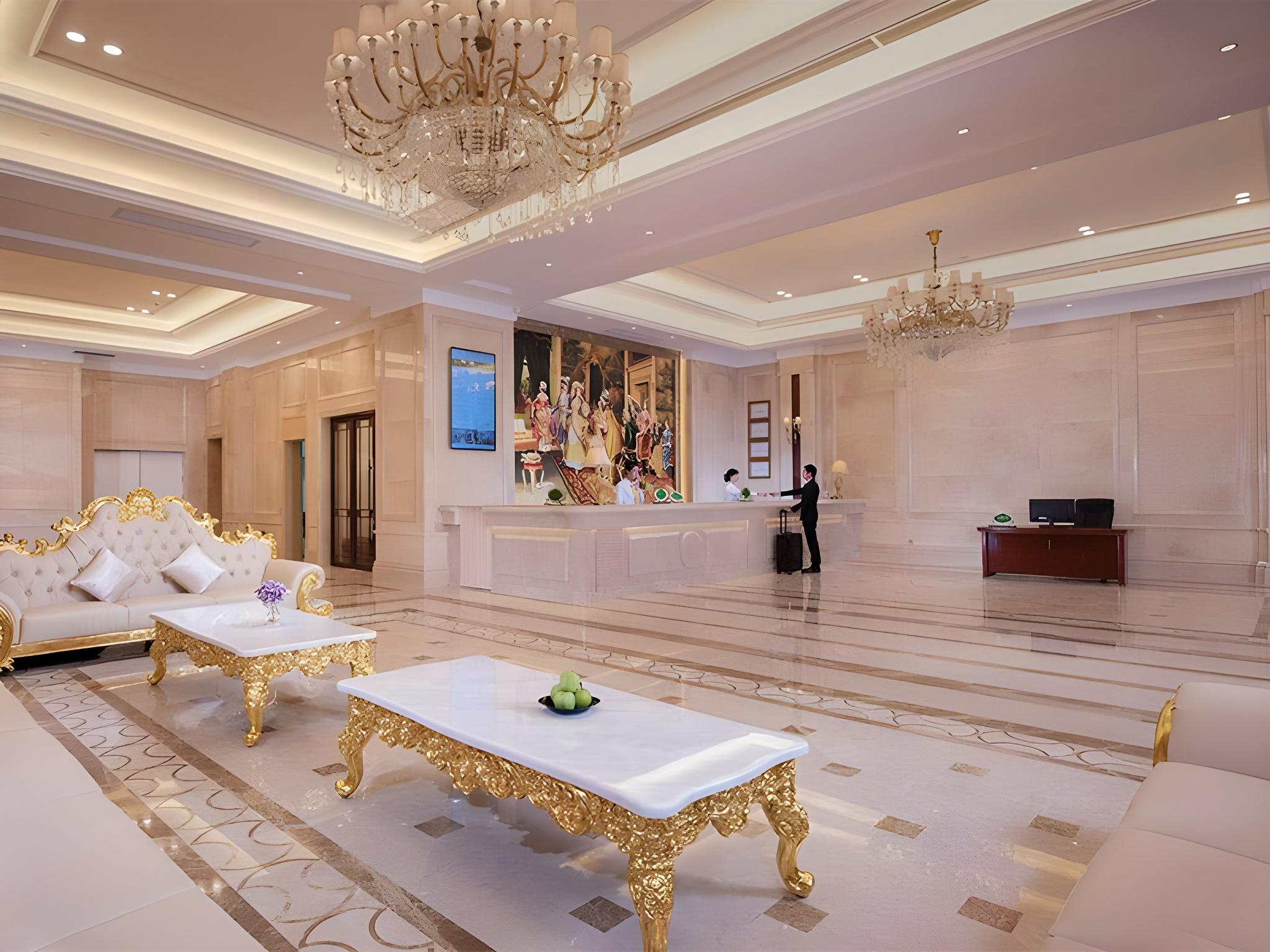Vienna International Hotel (Guilin Seven Star Park Polytechnic University store) 10/42
