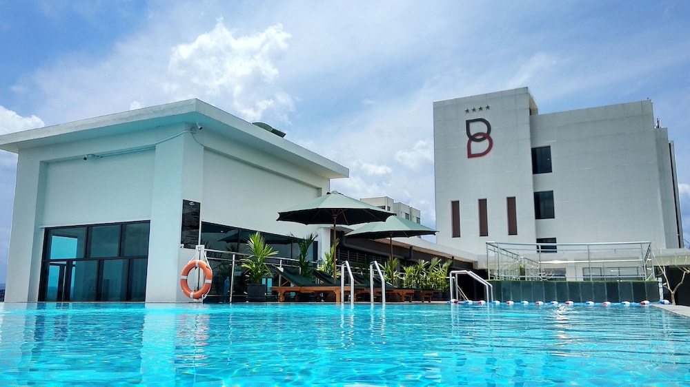 Braling Grand Hotel by Azana 7/58
