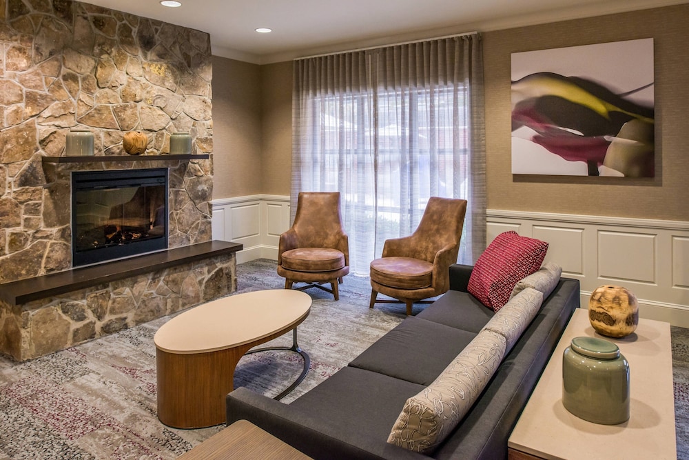 Courtyard Marriott Clemson 27/43