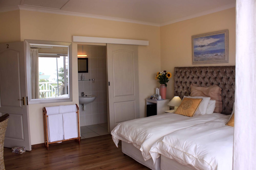 Blougans B&B Gansbaai 7/22