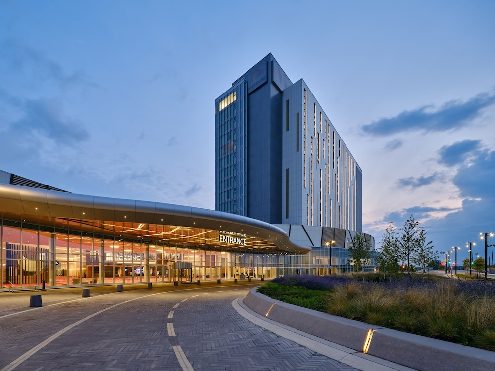 Pickering Casino Resort Hotel in PICKERING - ON