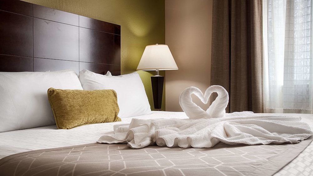 Best Western Plus Havre Inn & Suites 27/57
