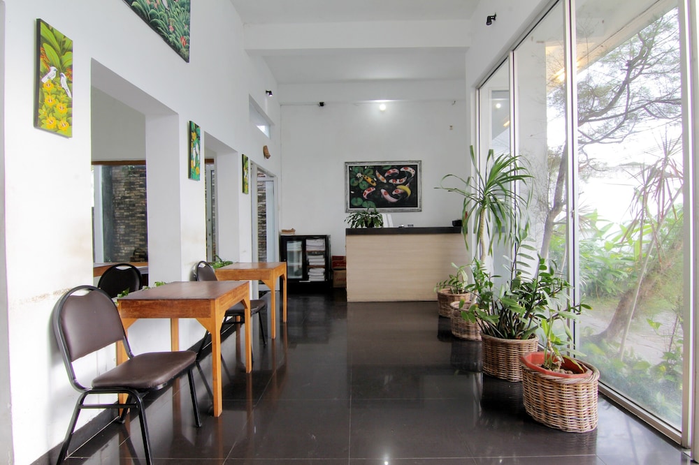 The Nest Hotel by ZUZU 4/23
