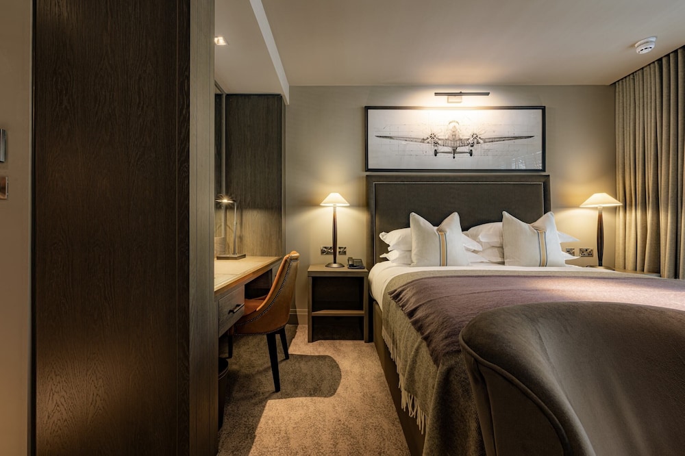 Standard, King Bed