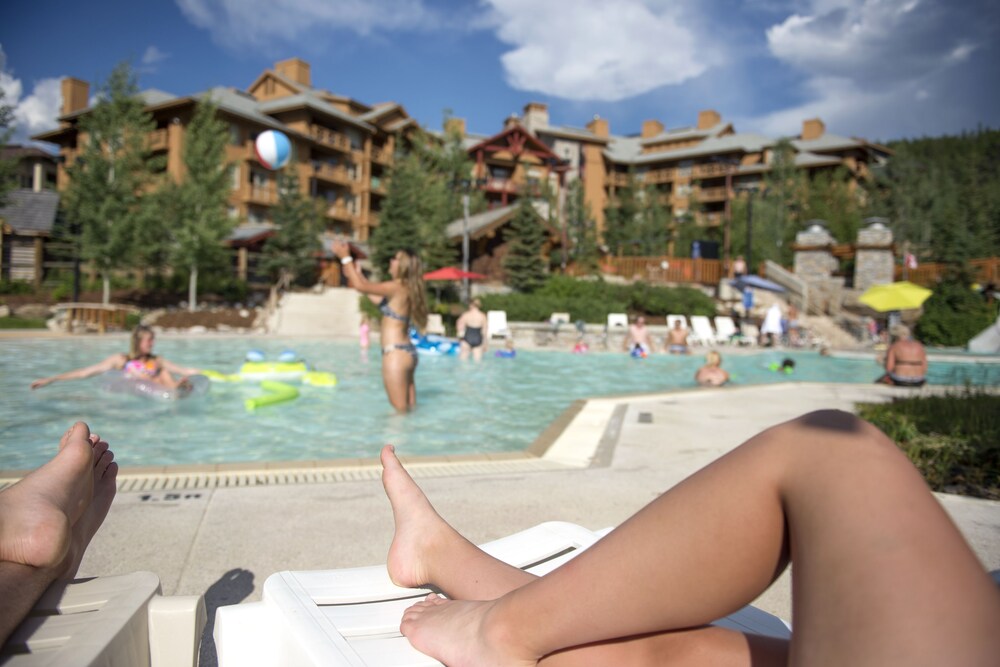 Panorama Mountain Resort Pine Inn 6/57
