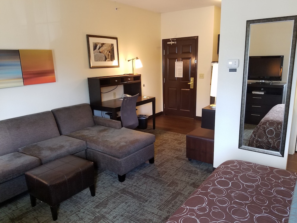 Staybridge Suites Cincinnati North Oh 44/69