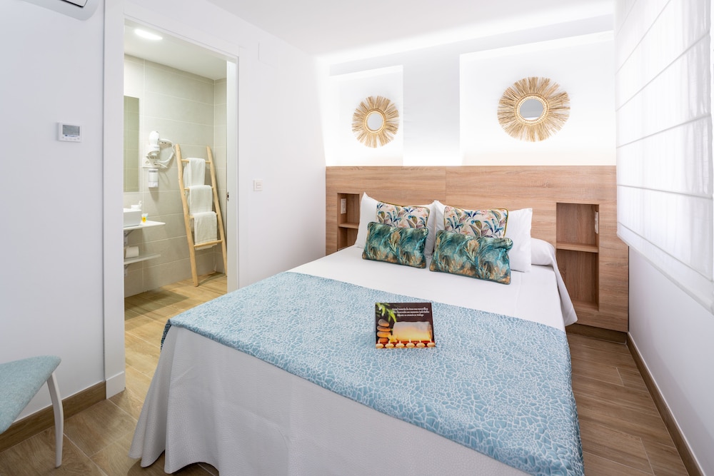 Hostal Romerito 16/37