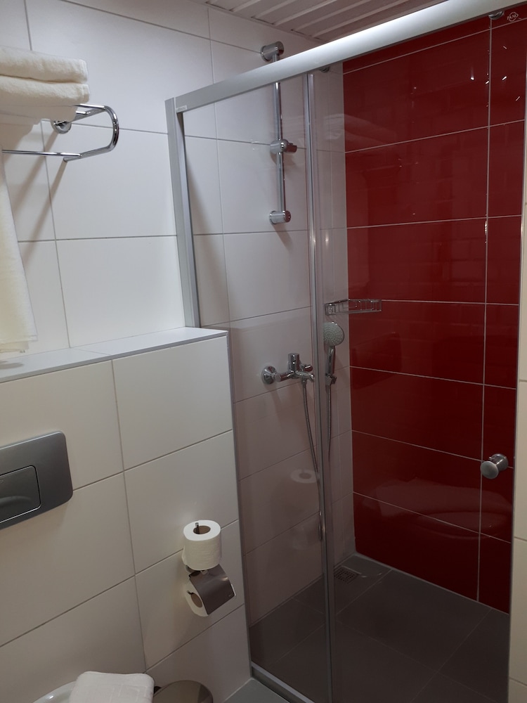 Ramira City Hotel 16 Adult Hotel 50/50