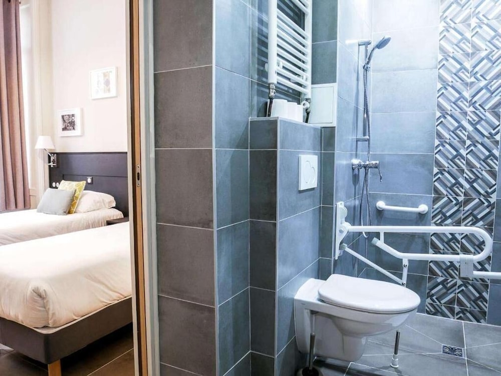 HOTEL BONSEJOUR MONTMARTRE 55/59