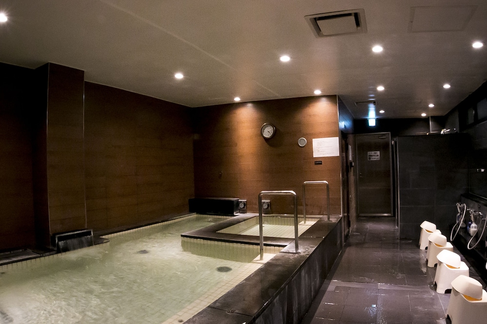 Spa &amp; Capsule Hotel GrandPark-Inn Kitasenju - Caters to Men 19/50