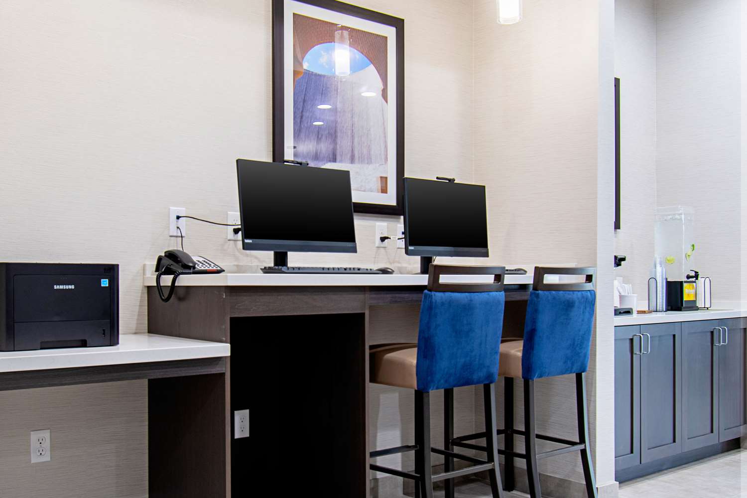 Comfort Suites Humble Houston IAH 32/43