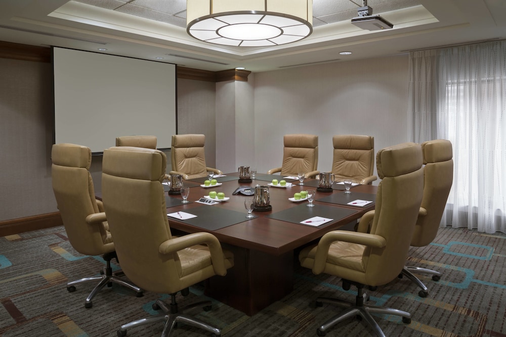 Residence Inn by Marriott Toronto Downtown/Entertainment District 26/26