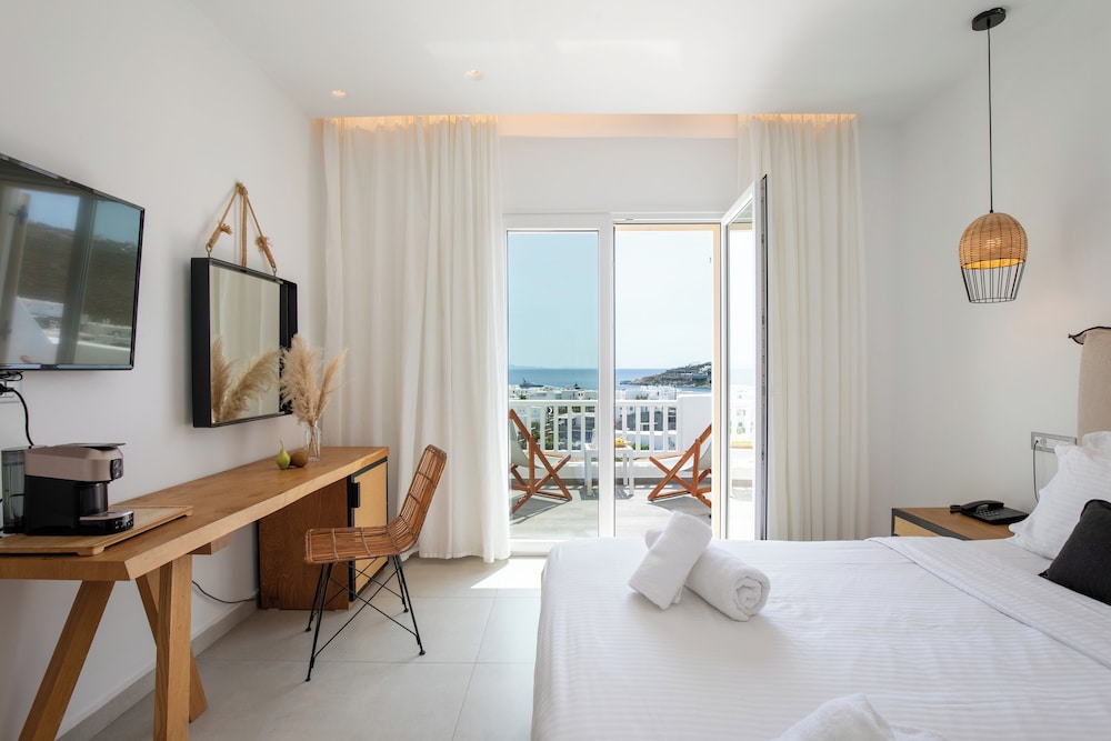 2 BEDROOMS, FAMILY, SEA VIEW, BALCONY