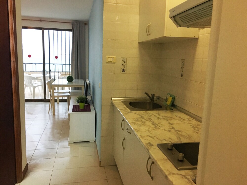 APARTAMENTOS BERNAT PIE DE PLAYA 3000 47/68