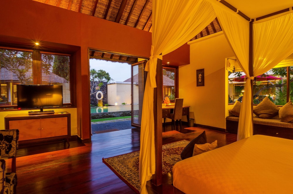 Imani Villas 15/46