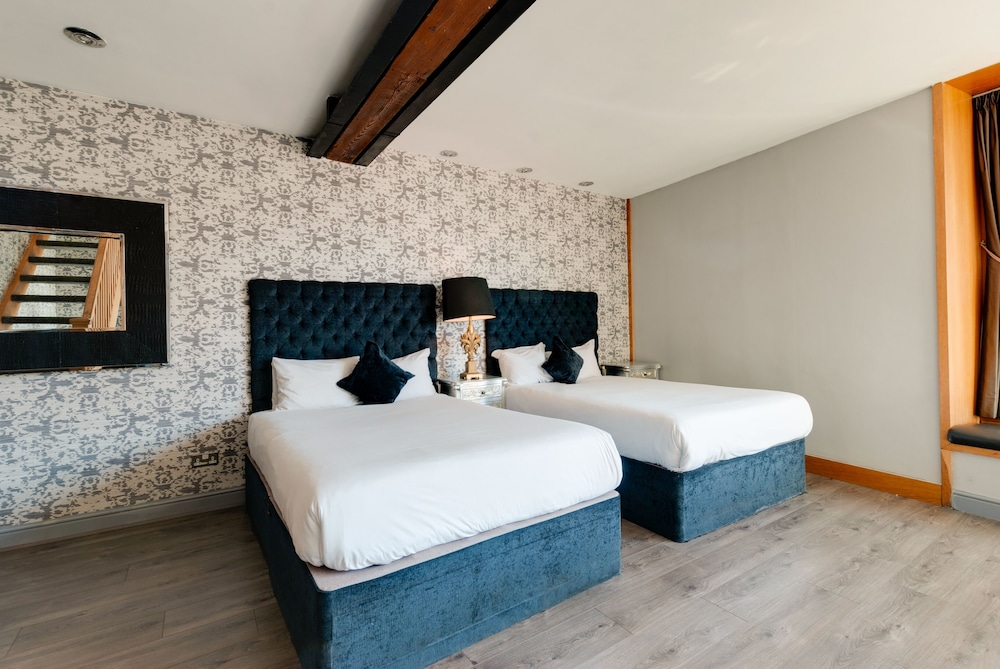 Signature Living Apart Hotel 17/57