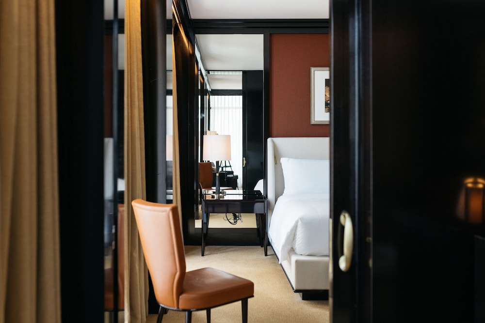1 BEDROOM, SUITE, ACCESSIBLE