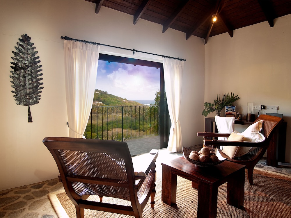 Firefly Plantation Bequia 24/50