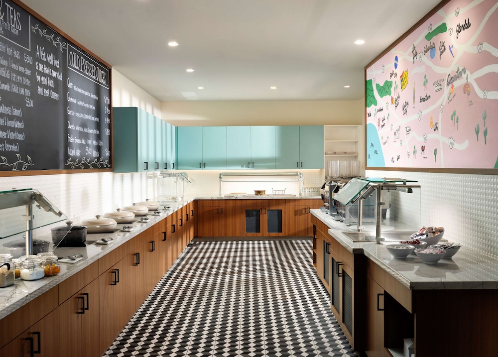 Hyatt Place LAX Century Blvd 43/43