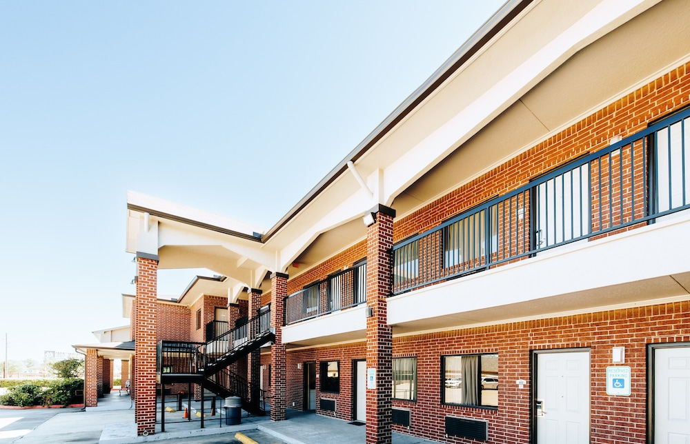 Winchester Inn And Suites Humble Iah North Houston 6/33