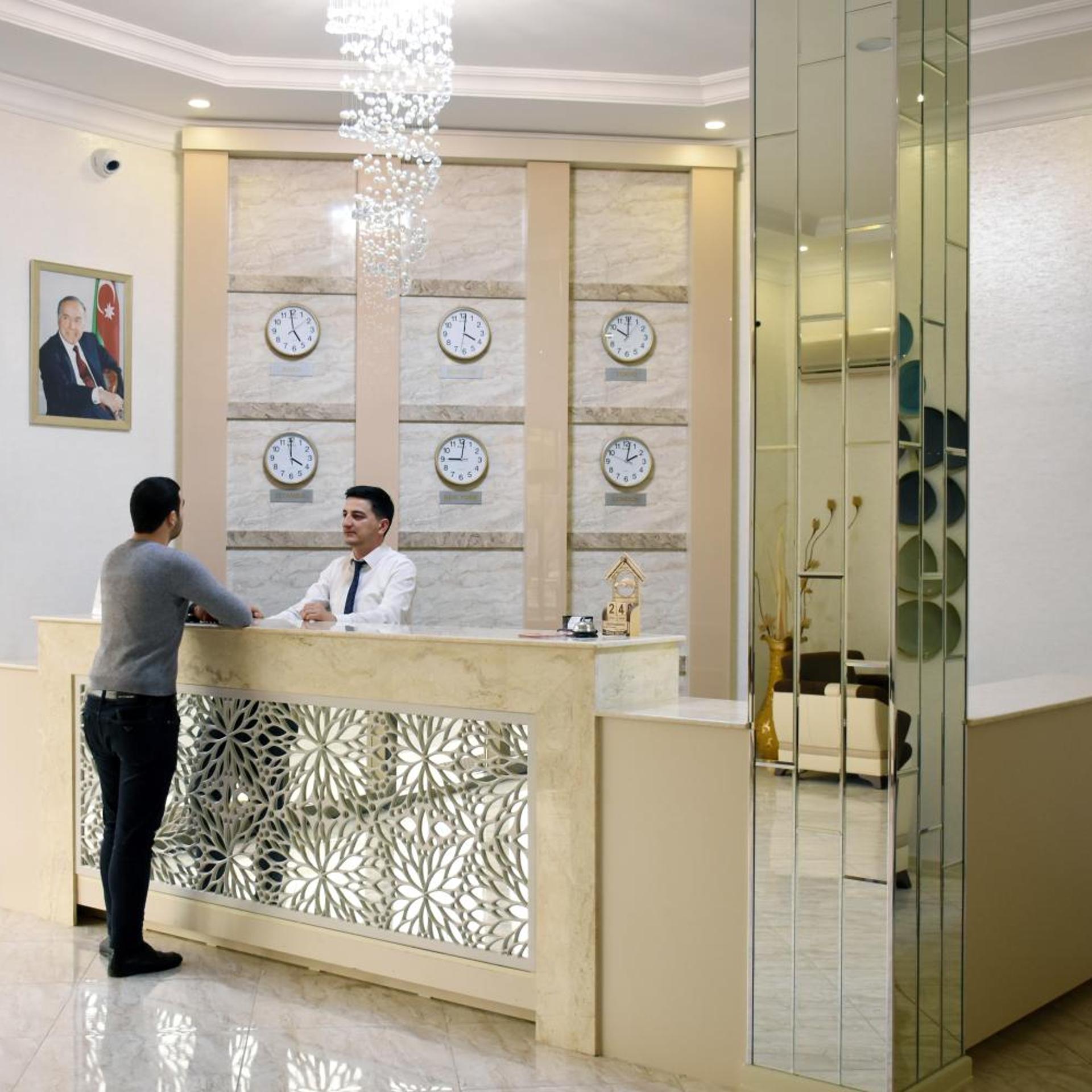 Consul Hotel 2/50
